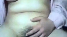 Hairy pussed Chubby girl sneaks in a camshow